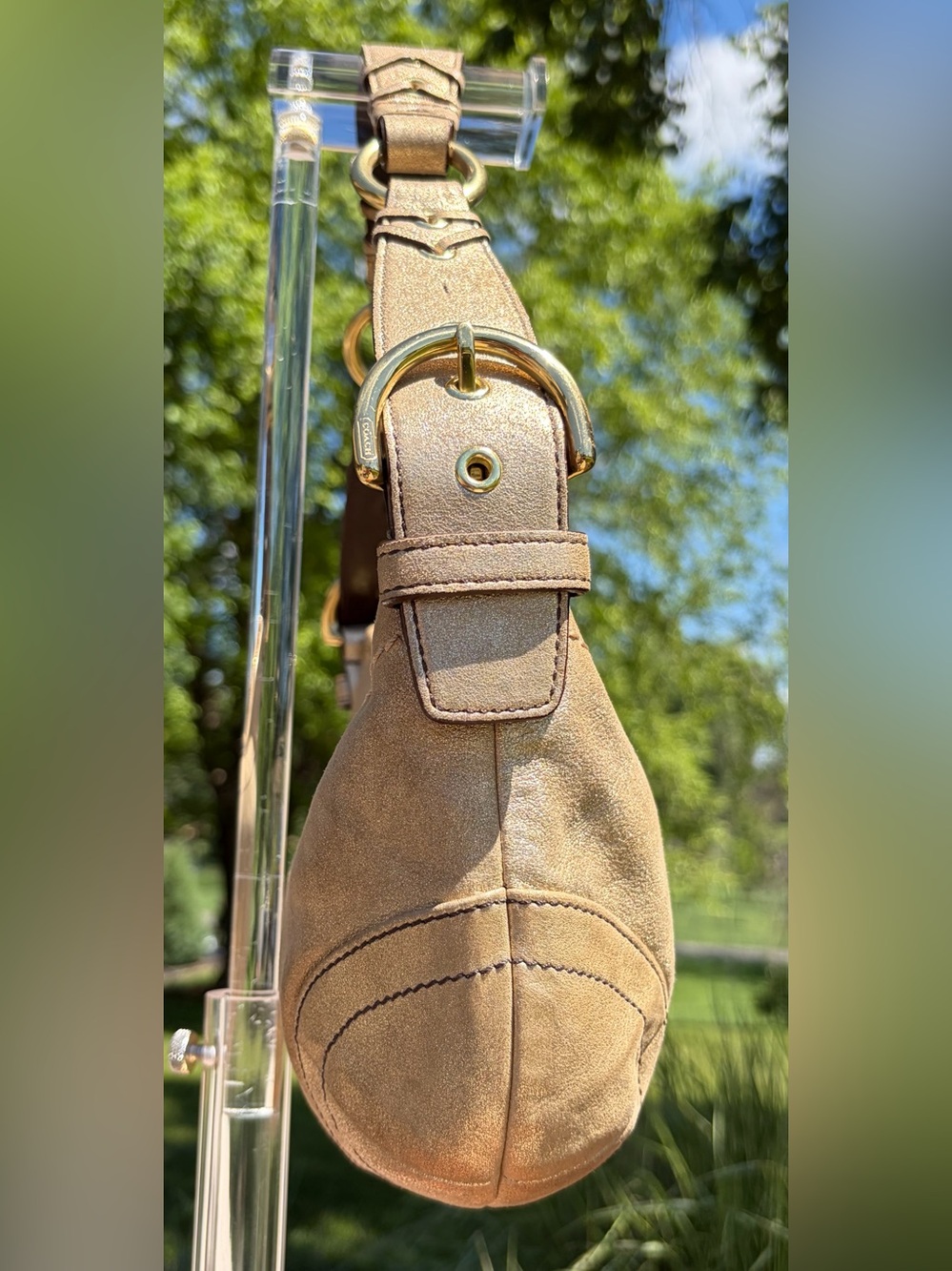 Vintage COACH Soho Metallic Gold Signature Limited Edition Hobo 3685 - Picture 12 of 17